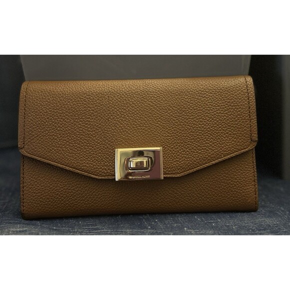 ~MICHAEL KORS Wallet Jet Set Large Continental Leather Turnlock Wallet - Tan - Picture 6 of 11